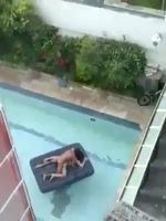 Pillados Cogiendo En La Piscina Xpaja